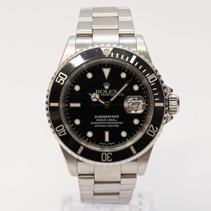 Rolex SUBMARINER DATE REF 16610 (2002) BOX AND PAPERS
