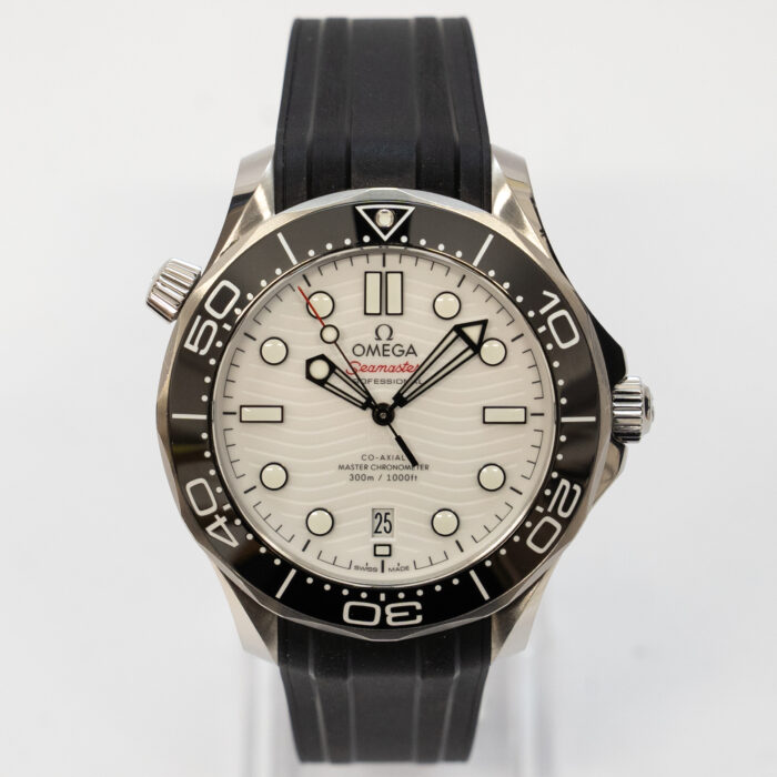 Omega SEAMASTER DIVER 300 REF 210.32.42.20.04.001 (2023) BOX AND PAPERS