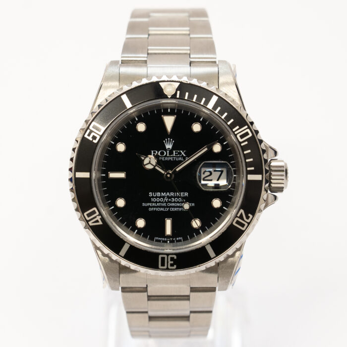 Rolex SUBMARINER DATE REF 16610 (1997) BOX AND PAPERS