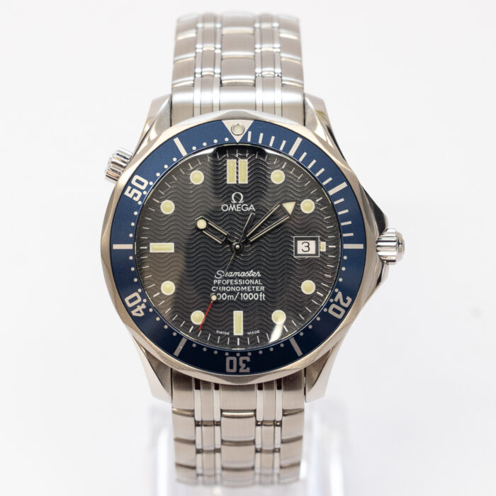 Omega SEAMASTER DIVER 300 "JAMES BOND" REF 25318000 (2003) BOX AND PAPERS