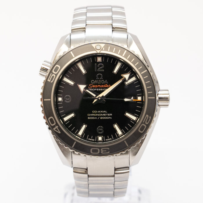 Omega SEAMASTER PLANET OCEAN REF 232.30.42.21.01.001 (2014) BOX AND PAPERS