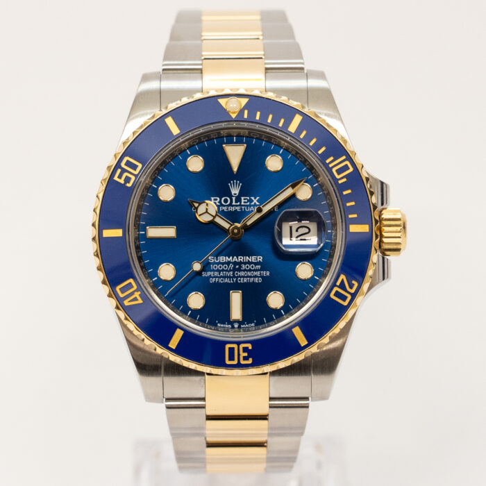 Rolex SUBMARINER DATE REF 126613LB (2021) BOX AND PAPERS