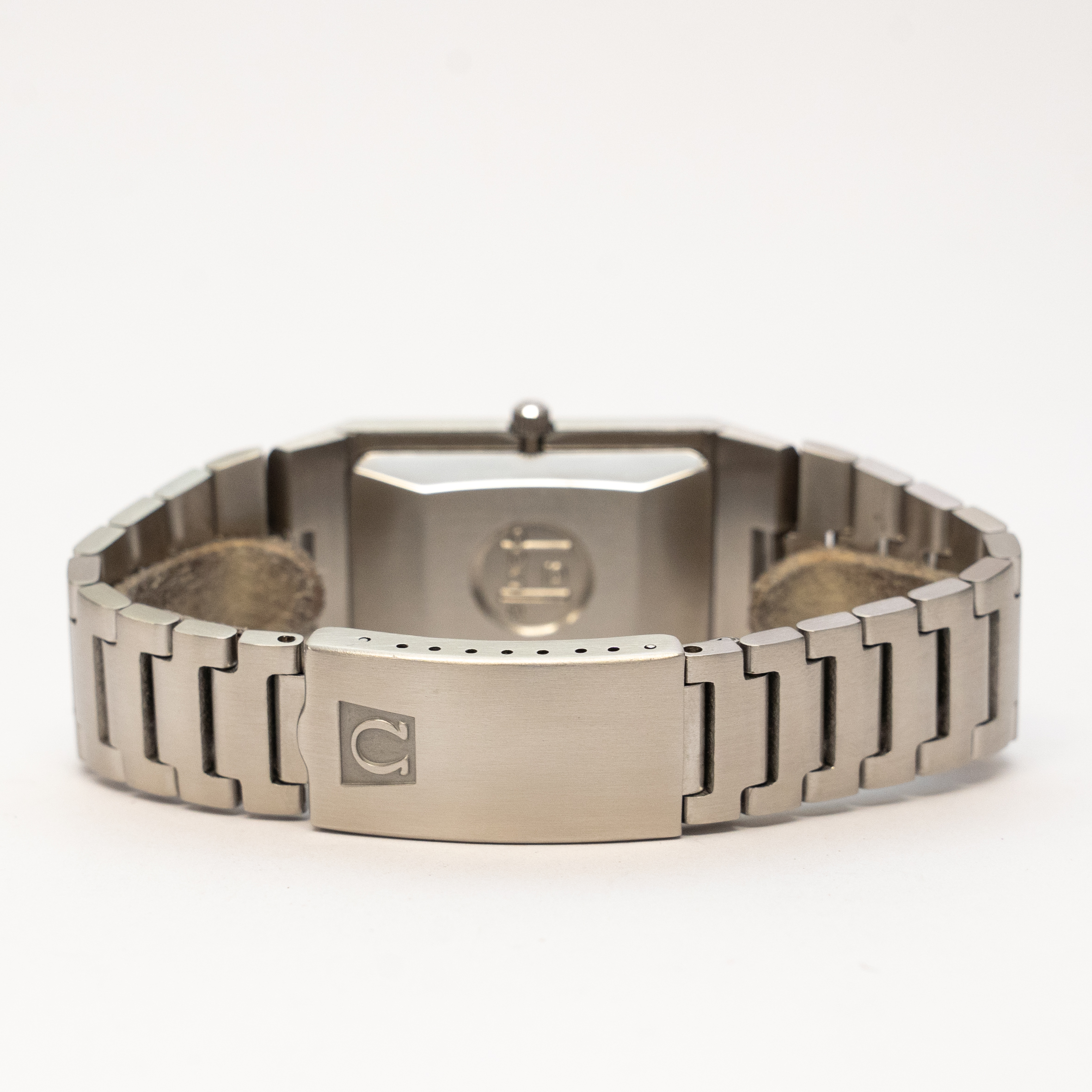 Omega DE VILLE AUTOMATIC REF 155.007 (1974) - Watches of Distinction