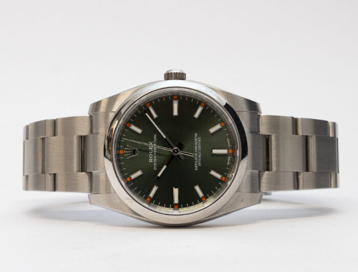 Rolex OYSTER PERPETUAL REF 114200 (2020)