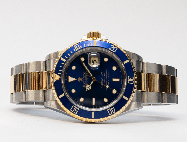 Rolex SUBMARINER REF 16613LB - SOLD - Watches Distinction