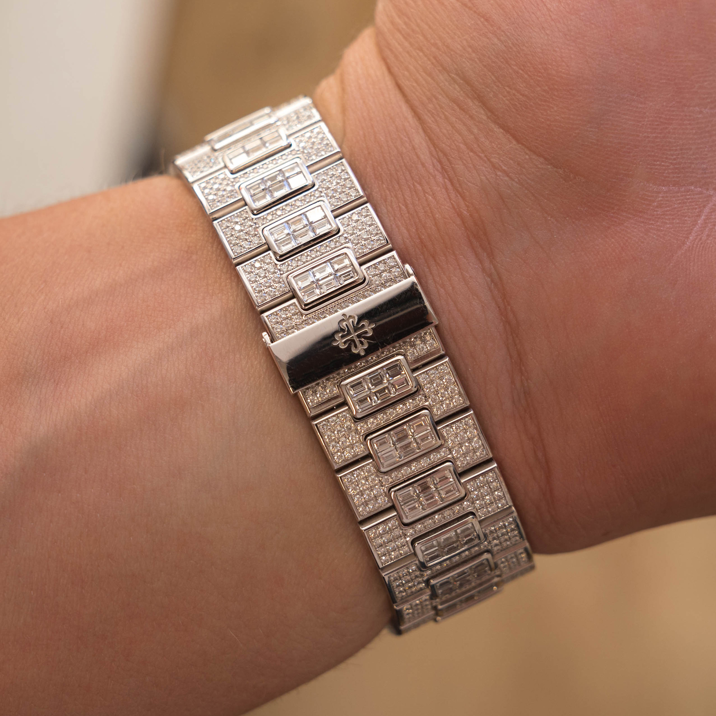 PATEK PHILIPPE NAUTILUS REF 5719/10G-010 (2021) FULL SET SOLD