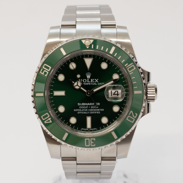 Rolex SUBMARINER DATE REF 116610LV (2016) BOX AND PAPERS